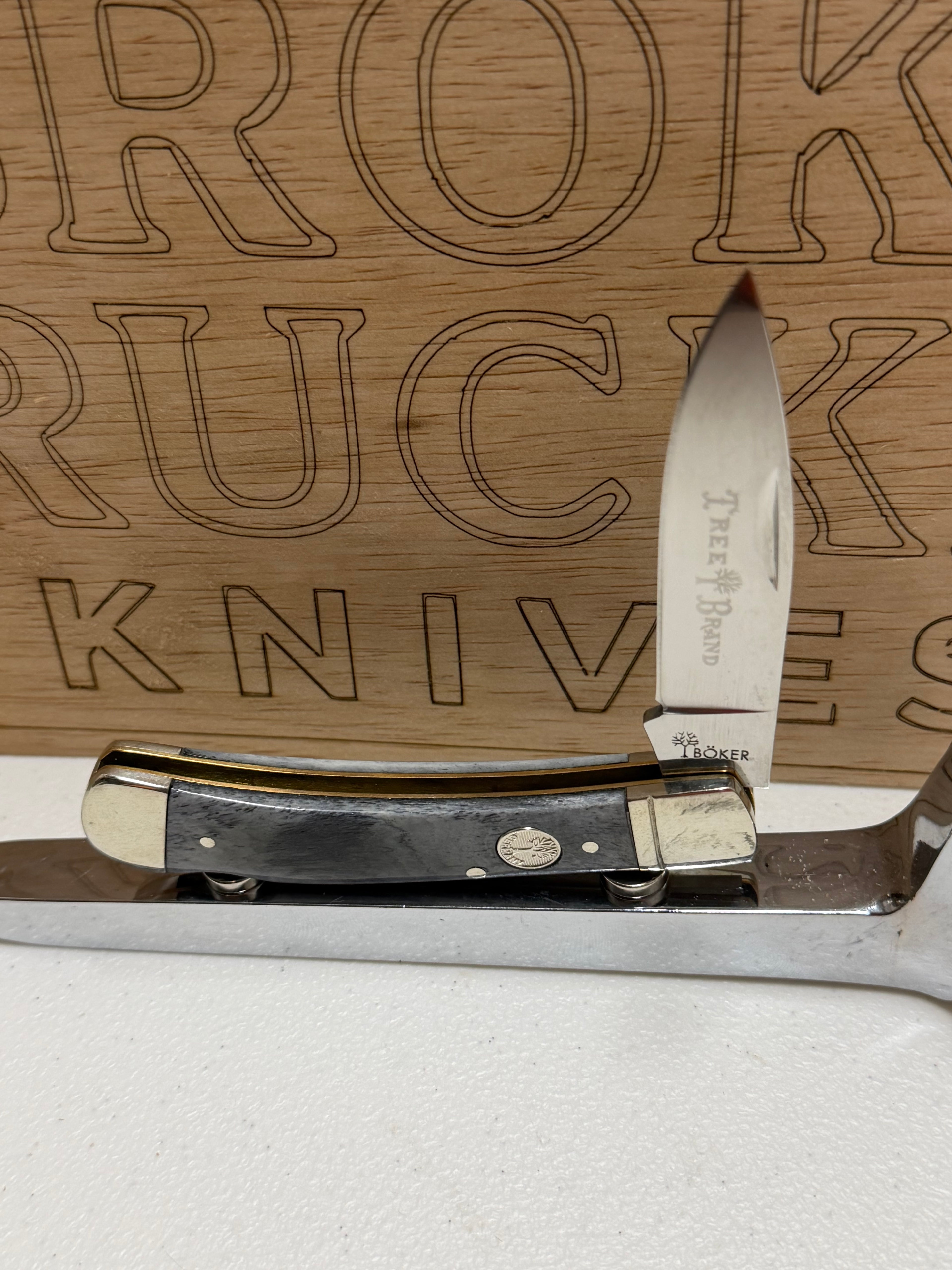 Boker Gray Bone