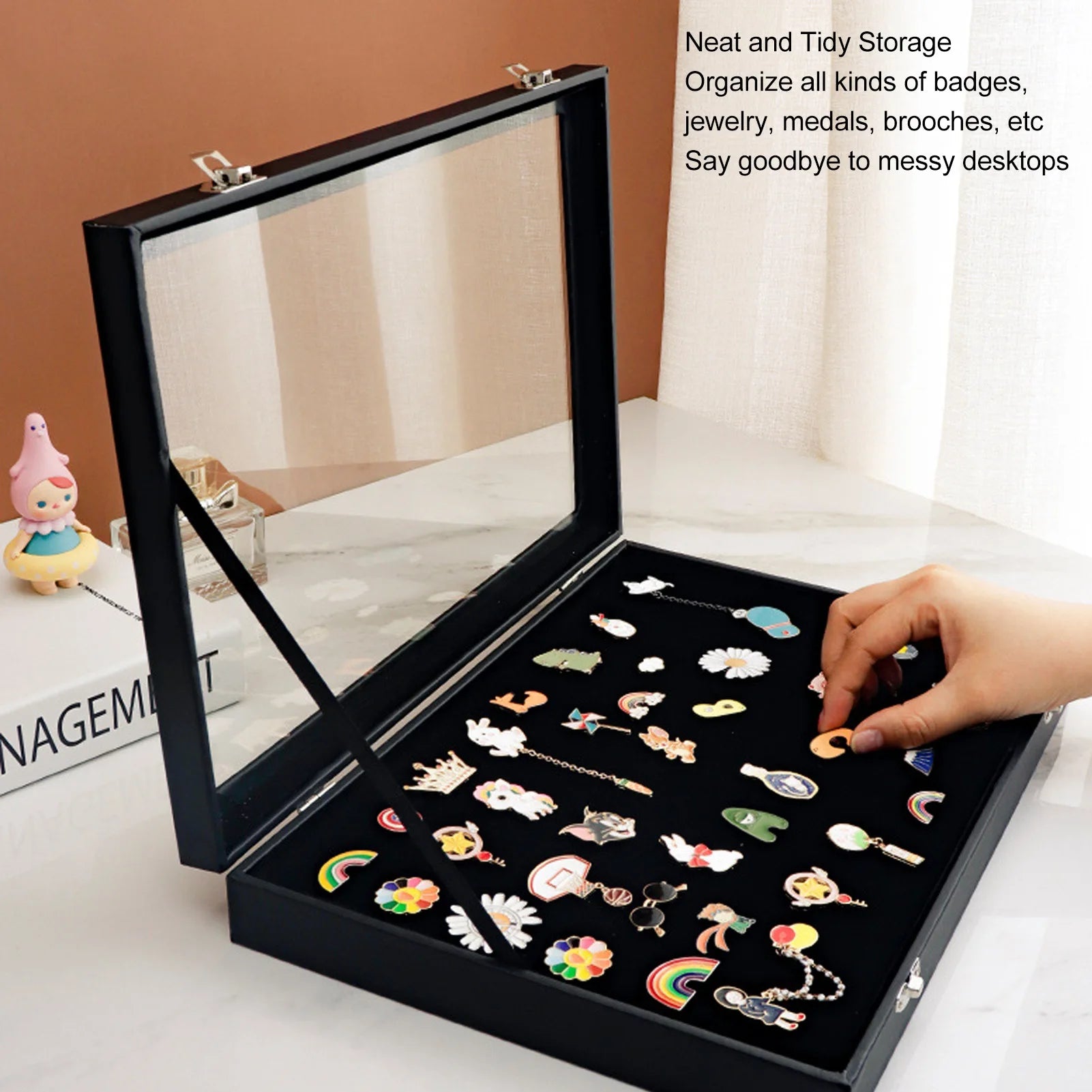 Pin Display Case Dustproof Space Saving Easy Cleaning Medal Frame Box Transparent Lid with Lock Buckle for Badge Collection