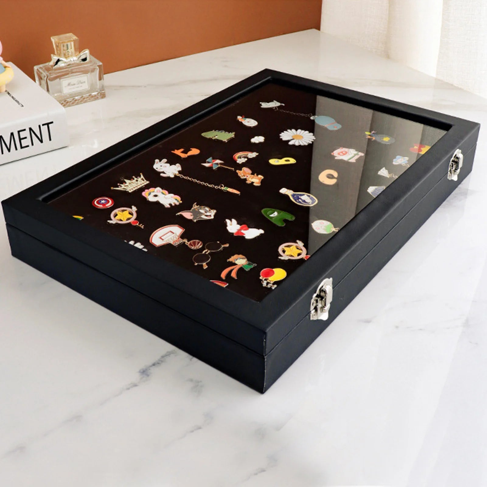 Pin Display Case Dustproof Space Saving Easy Cleaning Medal Frame Box Transparent Lid with Lock Buckle for Badge Collection